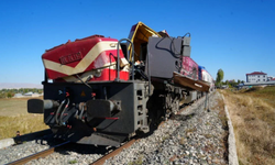 Yolcu treni kaza yaptı! Makinist hayatını kaybetti, yaralılar var