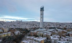 Ankara'da kar yağışı şehri beyaza bürüdü