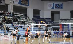 Turgutlu Bld Kadın Voleybol Takımı Akhisargücü'nü ağırlıyor