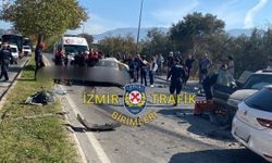 Cengizhan Caddesi'nde 4 araçlı trafik kazası: Yol trafiğe kapandı