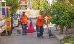 Gaziemir mahalleleri dip bucak temizleniyor