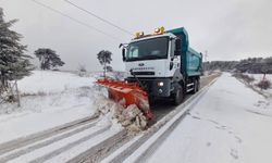 Manisa Büyükşehir Belediyesi karla mücadelede 7/24 görev başında