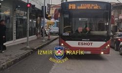 Uğur Mumcu Caddesi’nde Arıza Yapan otobüs trafiği etkiledi