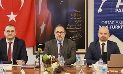 A Parti'den İzmir'de 'ortak akıl' vurgusu: "Bilim ve ilim stratejisiyle ilerleyeceğiz"