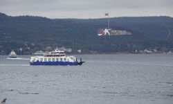 Çanakkale'de feribot seferlerine fırtına engeli