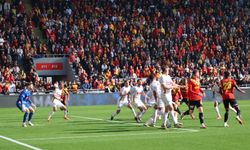 Göztepe Antalyaspor'u ilk yarıda bulduğu golle geçti: 1-0