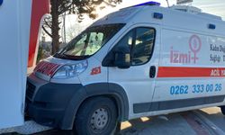 İçinde bebek bulunan Ambulans kaza yaptı