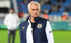 Jose Mourinho Göztepe maçını tribünden takip edecek