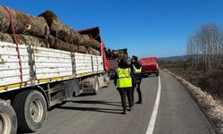 Kütahya’da orman emvali yüklü araçlara mobil kontrol