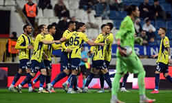 Fenerbahçe, Konyaspor karşısında 2-1 önde