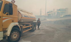 Nazilli Belediyesinden kâğıt fabrikası yangınını söndürme çalışmalarına destek
