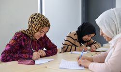 Konak’ta kadınlara yönelik okuma-yazma kursu başladı