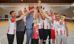 Voleybol turnuvasının şampiyonu belli oldu