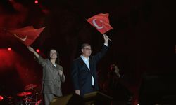 Başkan Tugay’dan Duman’a teşekkür: “İzmir adına alkışlıyorum”