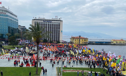 İzmir 1 Mayıs İşçi Bayramını büyük bir coşkuyla kutladı