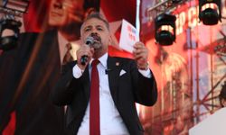 CHP'li Aslanoğlu’ndan İzmir’e teşekkür: “Tarih yazdınız”