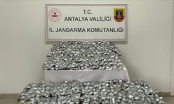 Antalya’da yol yardım çekicisinde 5 bin kaçak elektronik sigara ele geçirildi