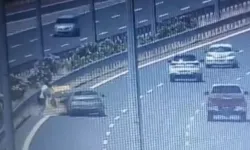 İzmir’de otomobil taksiye çarptı: Yolcu hayatını kaybetti
