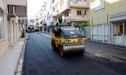 Balçova’da asfalt ve kaldırım çalışmaları hız kesmiyor