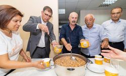 Muharrem ayı sürüyor: Cemil Tugay, cemevinde yurttaşlarla buluştu