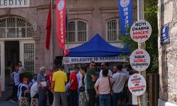 Belediye işçilerinin eylemi ikinci gününde: "Sadaka değil toplu sözleşme istiyoruz"