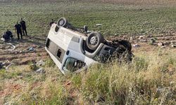 Tarım işçilerini taşıyan minibüs devrildi: Çok sayıda yaralı var