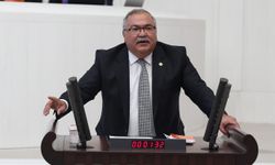 CHP’li Bülbül’den eski AKP’li vekil Ahmet Hamdi Çamlı hakkında suç duyurusu: “Cumhuriyet’e ‘kanlı darbe’ demek suçtur”