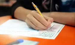 LGS’de ‘tam puan’ tartışması: İYİ Partili Turhan Çömez’den Bakan Tekin’e sorular