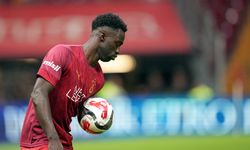 Galatasaray’da kontrat görüşmesi hareketliliği