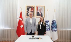 Doç. Dr. Ekinci’ye “Yılın Yenilikçi Eczacısı” ödülü