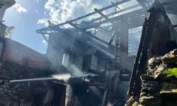 Aydın'da kullanılmayan ev kül oldu