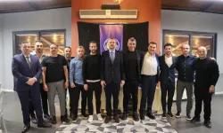 Buca Belediyespor efsaneleri bir araya getirdi