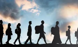 Avrupa'ya geçeceklerdi... İzmir'de 24 göçmen yakalandı!