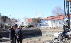 Edremit’te yapımı süren okul inşaatında inceleme