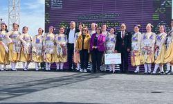 İZMİR’İN KÜLTÜR ELÇİLERİ KIBRIS’TA SAHNE ALDI