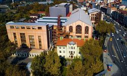 İstanbul Bilgi Üniversitesi'nin kapatma kararı geri çekildi