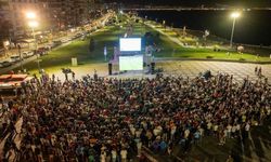 İzmir'de Dünya Kupası maçları dev ekranda yayınlanacak