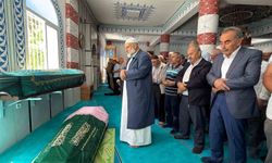 Denizli’deki otobüs faciasında hayatını kaybeden anne ve kızı İzmir’de toprağa verildi