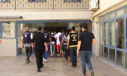 Marmaris’te göçmen kaçakçılığı operasyonunda yakalanan 7 şüpheli tutuklandı