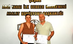 Çeşme’de yeni seçilen muhtarlar mazbatalarını aldı