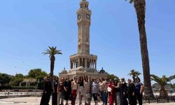 Manisalı kadınlar İzmir’i gezdi