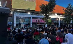 Balıkesir’de milli heyecan dev ekranlarda izlendi