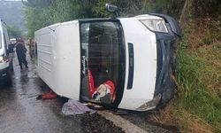 İzmir’de işçi servisi devrildi: 1 ölü, 2’si ağır 10 yaralı