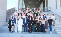 Dikili’de sanat çiçek açtı: El emeği eserler sanatseverlerle buluştu