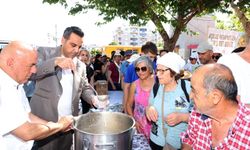 Çiğli’de Muharrem ayı aşure lokmalarıyla yaşatıldı