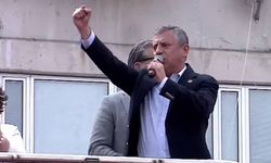 Özgür Özel: CHP’ye çökmeye çalışanlar bilsin, bizi yenemezsiniz