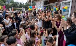 Bornova'da miniklere mezuniyet sevinci