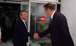 Özgür Özel İzmir programı öncesi kente geldi