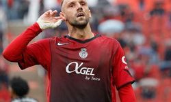 Vedat Muriqi Fenerbahçe'ye geri döndü