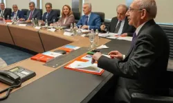 CHP'de çok sayıda il başkanı görevden alındı